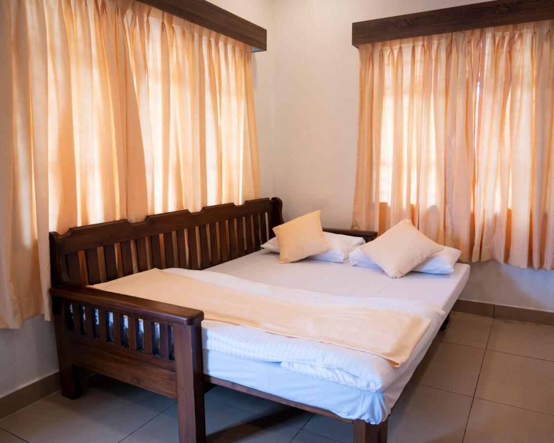 Hotel Sharda Residency Mangalore Buitenkant foto