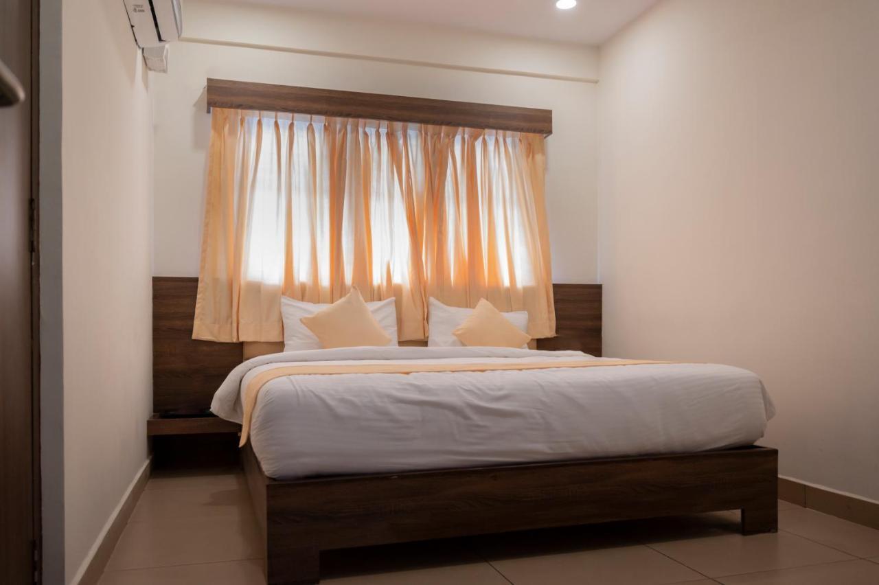 Hotel Sharda Residency Mangalore Buitenkant foto
