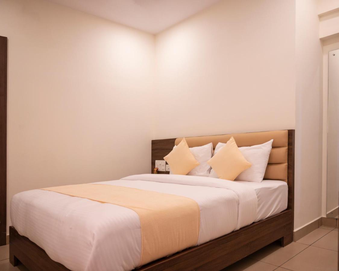 Hotel Sharda Residency Mangalore Buitenkant foto